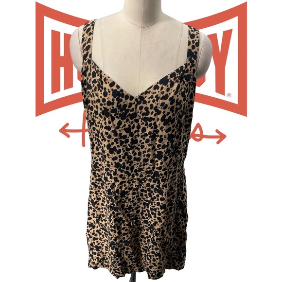Reformation Tops - Reformation Leopard Print Camisole Top